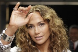Jennifer Lopez viene de estrenar la película "What to Expect when you're expecting"